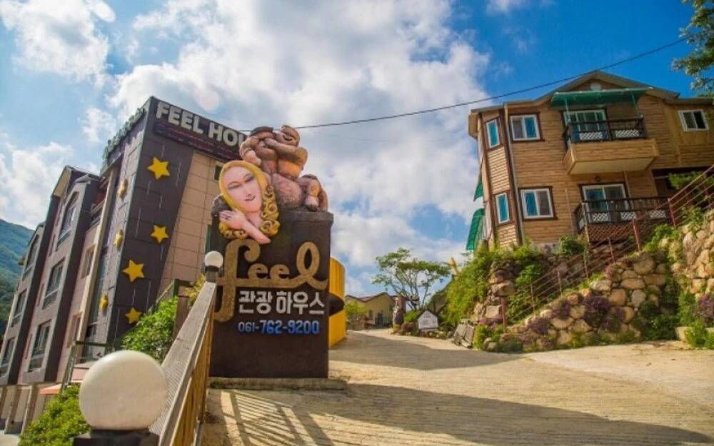 Gwangyang Feel Tourist House Pension 15542444 — Gwangyang