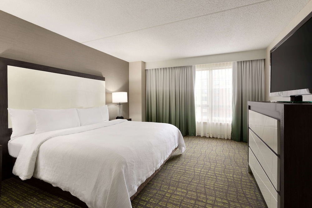 Embassy Suites by Hilton Newark Wilmington South - photo 7