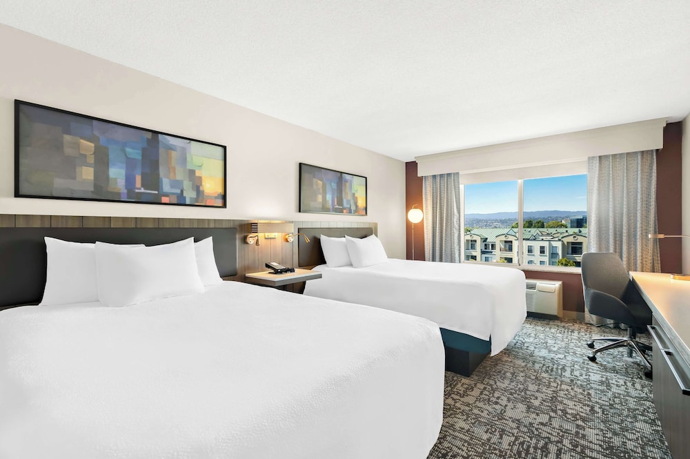 Hilton Garden Inn San Mateo - photo 18