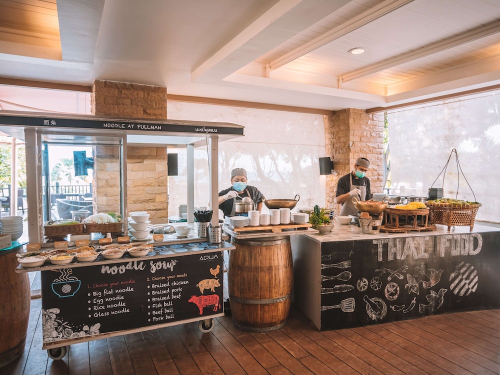 מזון ומשקאות