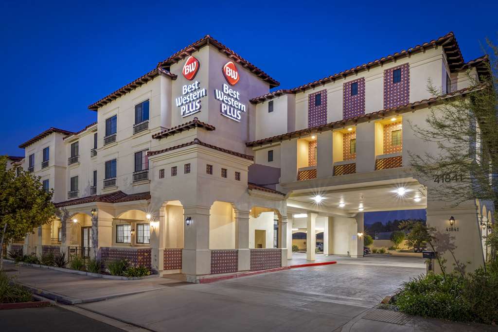 Best Western Plus Temecula Wine Country Hotel &Suites - photo 10