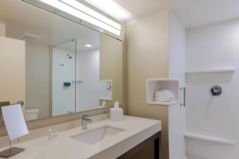 Courtyard by Marriott Savannah Airport - photo 48