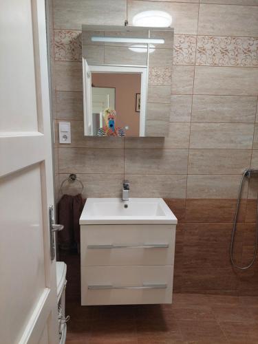 Gyöngyi Apartman — Balatonszarszo — photo 5