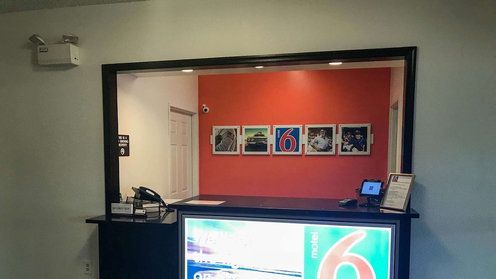 Motel 6 Bloomsburg PA - photo 3