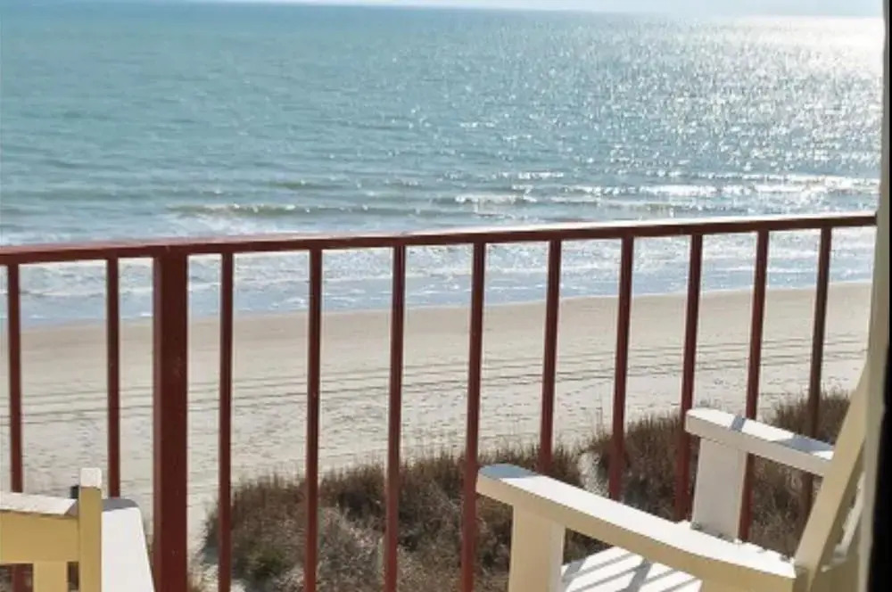 Gazebo Inn Oceanfront - photo 10