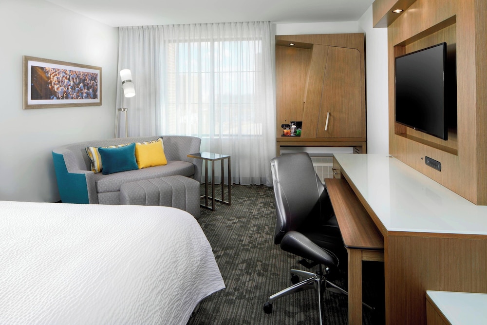 Courtyard by Marriott Charlotte Fort Mill SC - photo 9