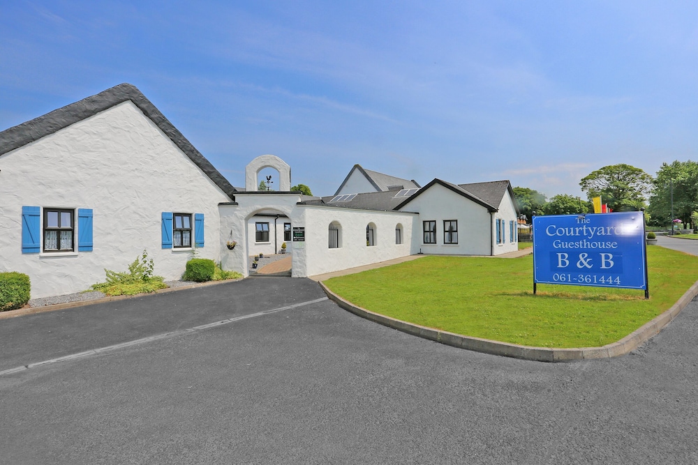 The Courtyard B&B eco hotel shannon Ireland