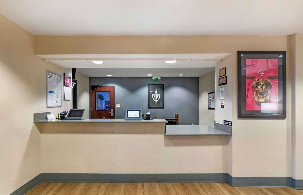 Extended Stay America Suites Kansas City Airport - photo 6