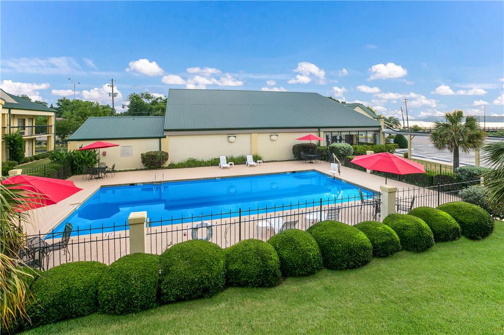 Quality Inn & Suites near Lake Eufaula - photo 28