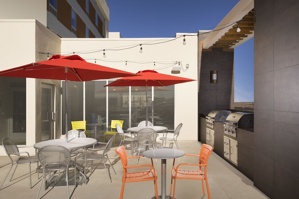 Home2 Suites by Hilton Denver International Airport - photo 23