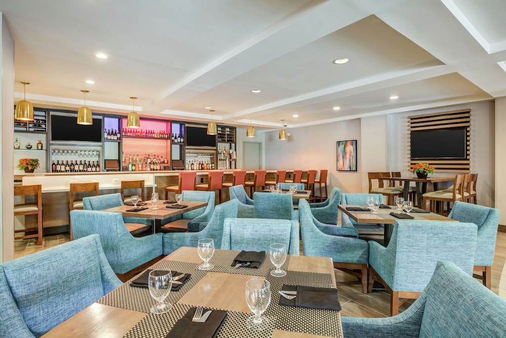 Hilton Garden Inn Boston Waltham - photo 32