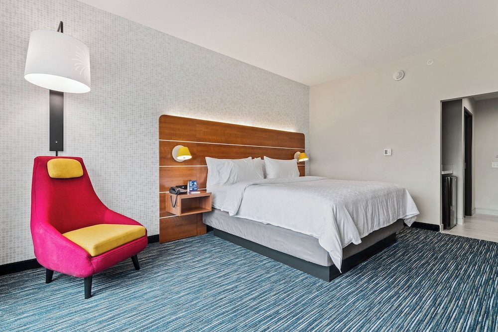 Holiday Inn Express & Suites Orlando Lake Buena Vista by IHG - photo 14