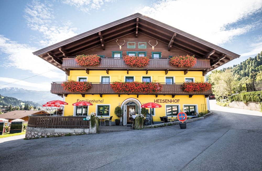 Hotel Apart Garni Heisenhof in Westendorf, Austria