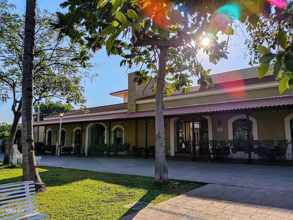 Concierge Plaza La Villa 6007605 — Ciudad De Villa De Alvarez