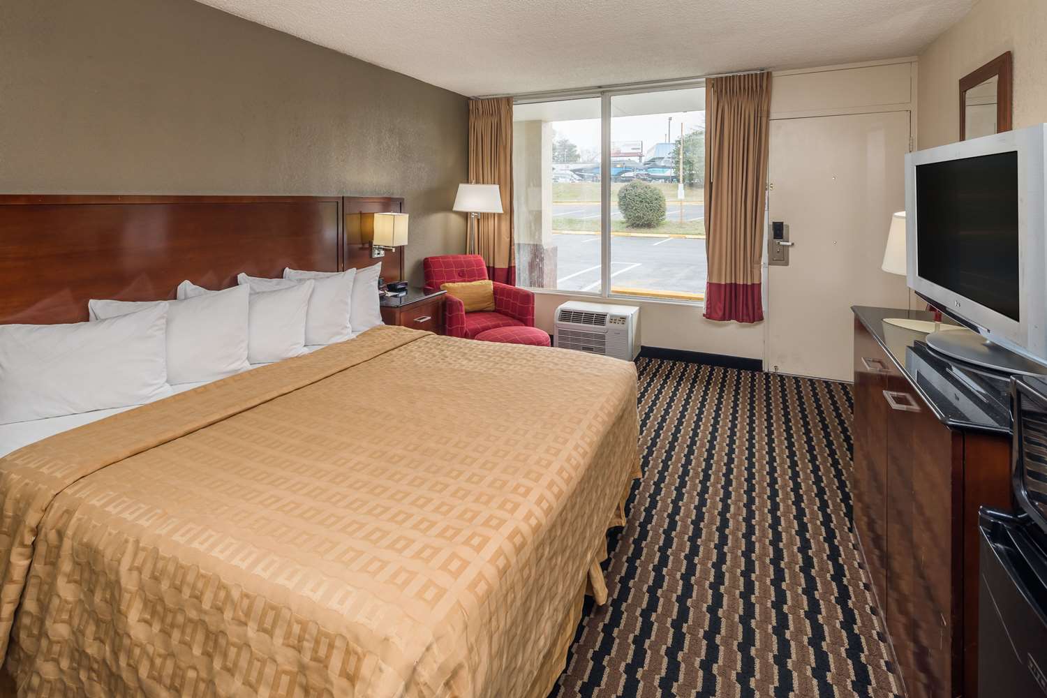 Red Roof Inn Charlotte Airport - photo 6
