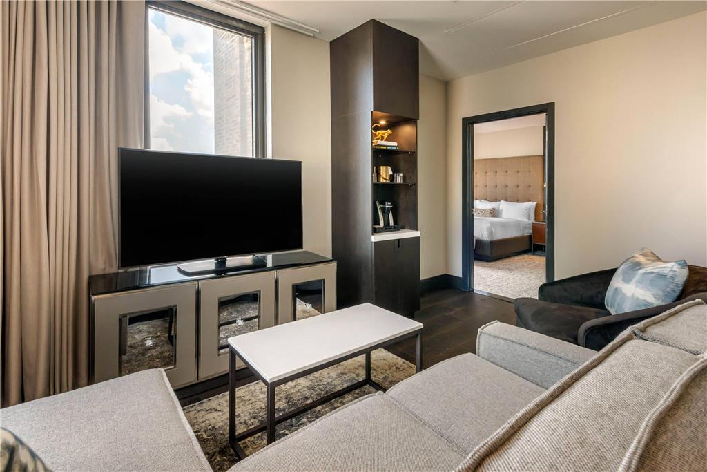 Cambria Hotel Houston Downtown Convention Center - photo 34
