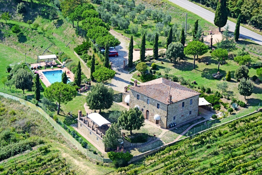 Infinito — 4-Star Luxury Hotel in Sinalunga, Italy