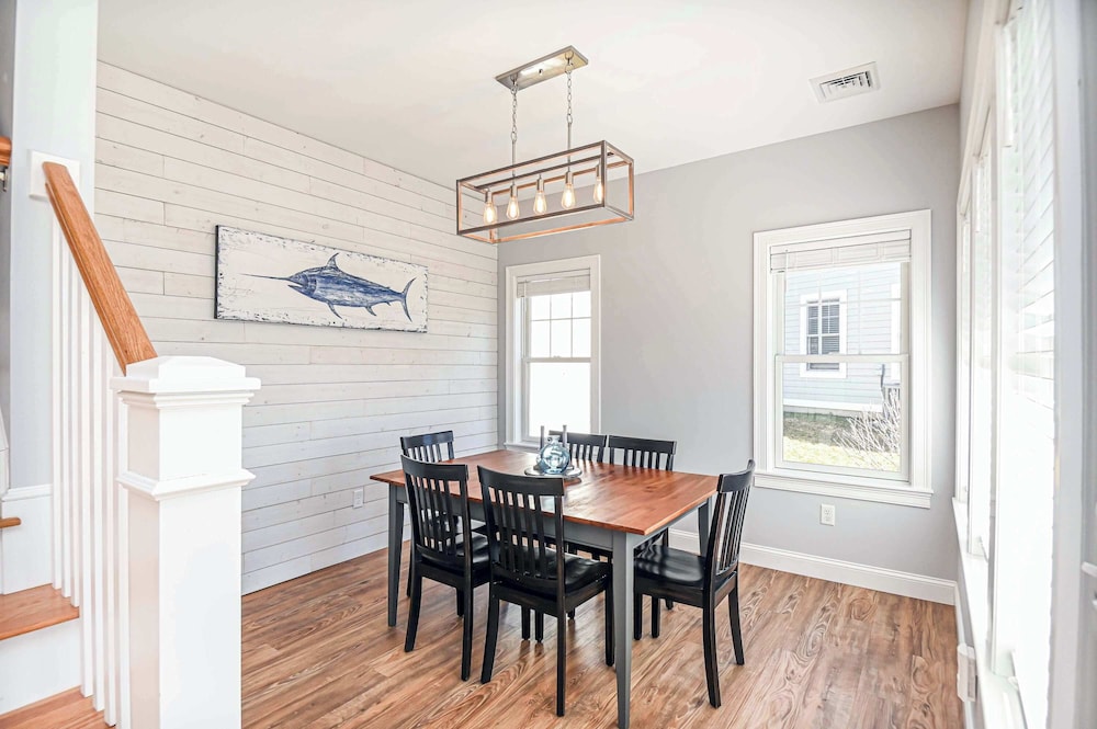 Maritime Meadows Charming Resort style Home - photo 28