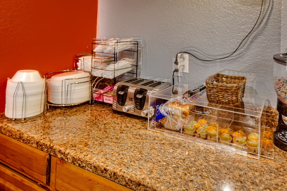 Fort Davis Inn & R.V. Park - photo 4