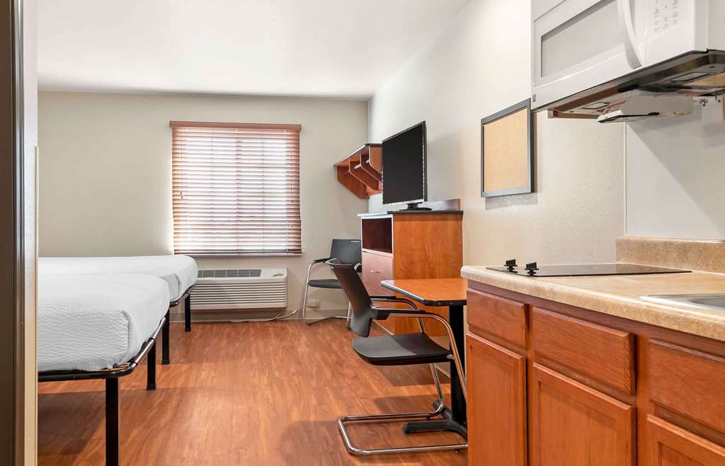 Extended Stay America Select Suites Grand Rapids Wyoming - photo 22