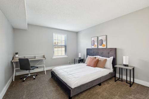 Brentwood C4 I Cozy & Comfy I 2Bd I Free Parking — 4-Star Luxury Hotel in Nashville, United States