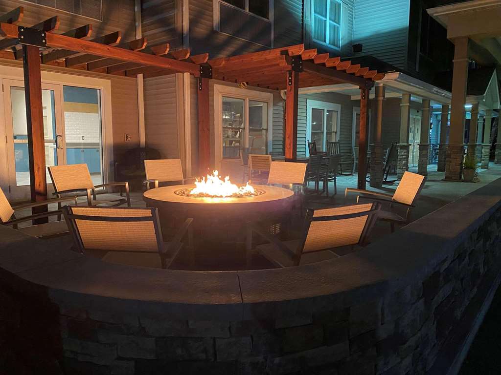 Country Inn & Suites by Radisson Lehighton PA - photo 20