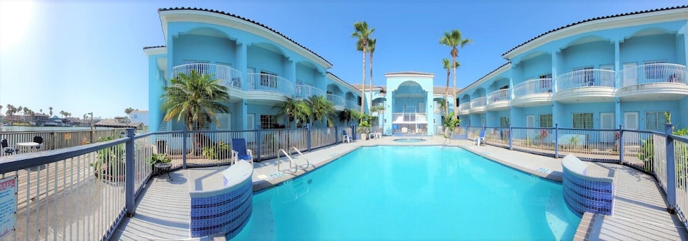 Casa Bella Hotel and Suites - photo 17