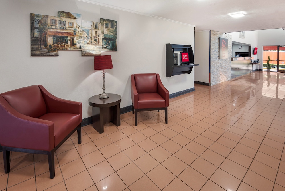 Red Roof Inn Lexington Hamburg - photo 33