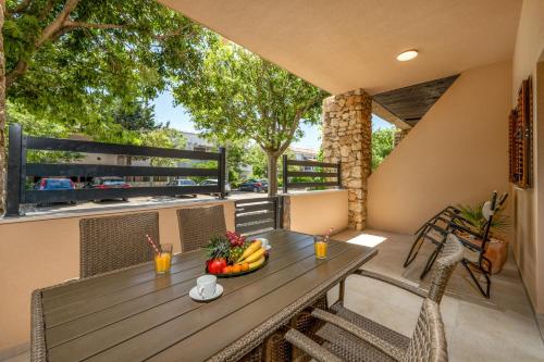 Apartman Sun Rays 2 — 4-Star Luxury Hotel in Novalja, Croatia