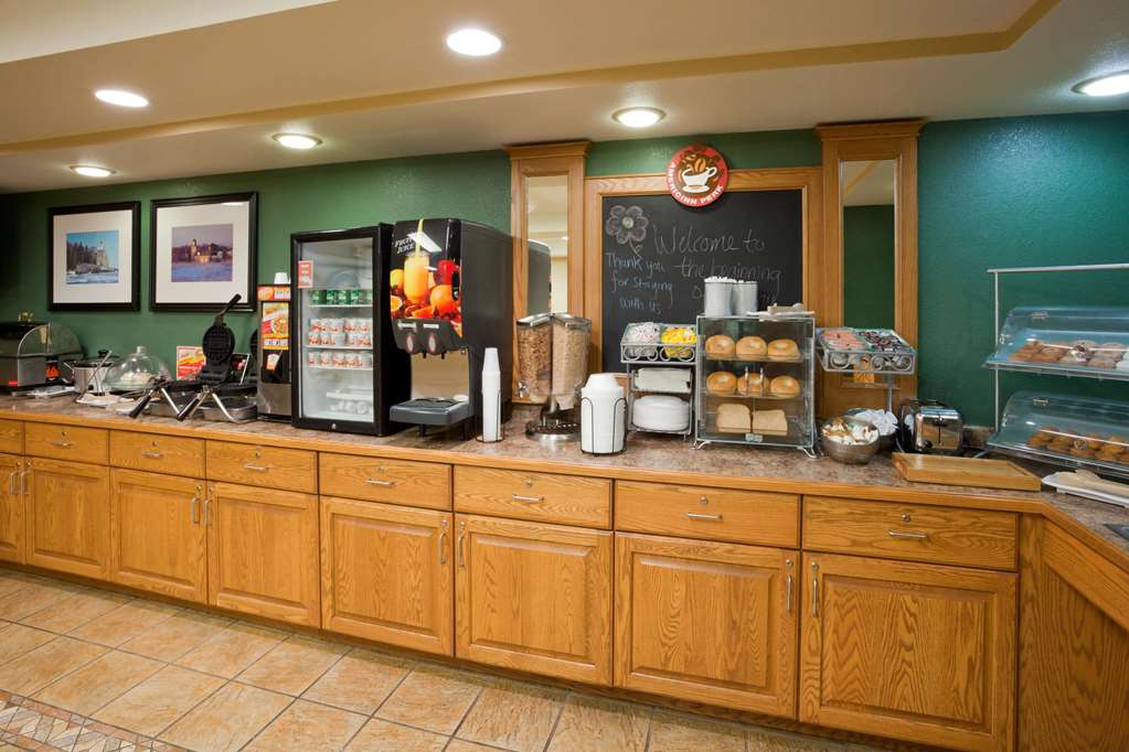 AmericInn by Wyndham Wetmore Munising - photo 15