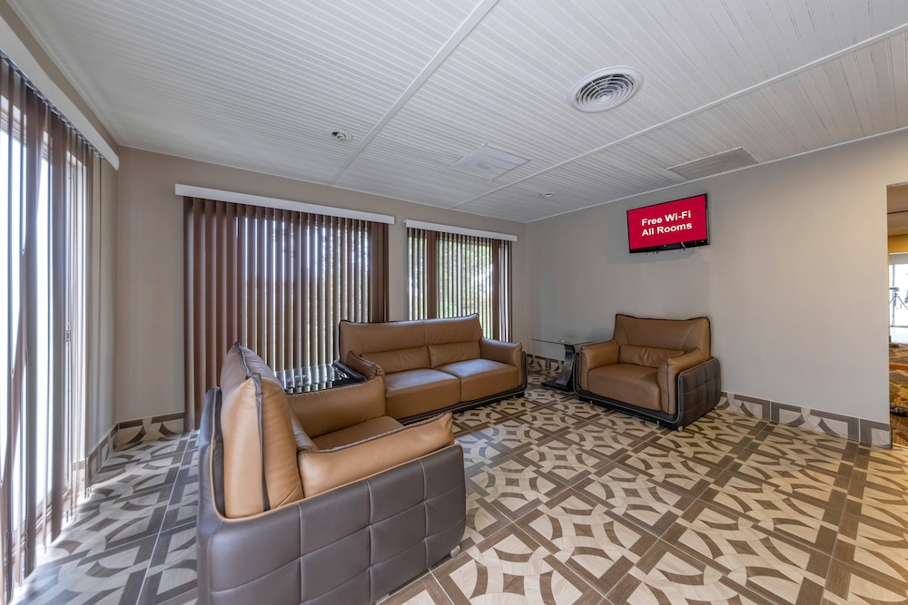 Red Roof Inn Dahlgren Naval Base - photo 35