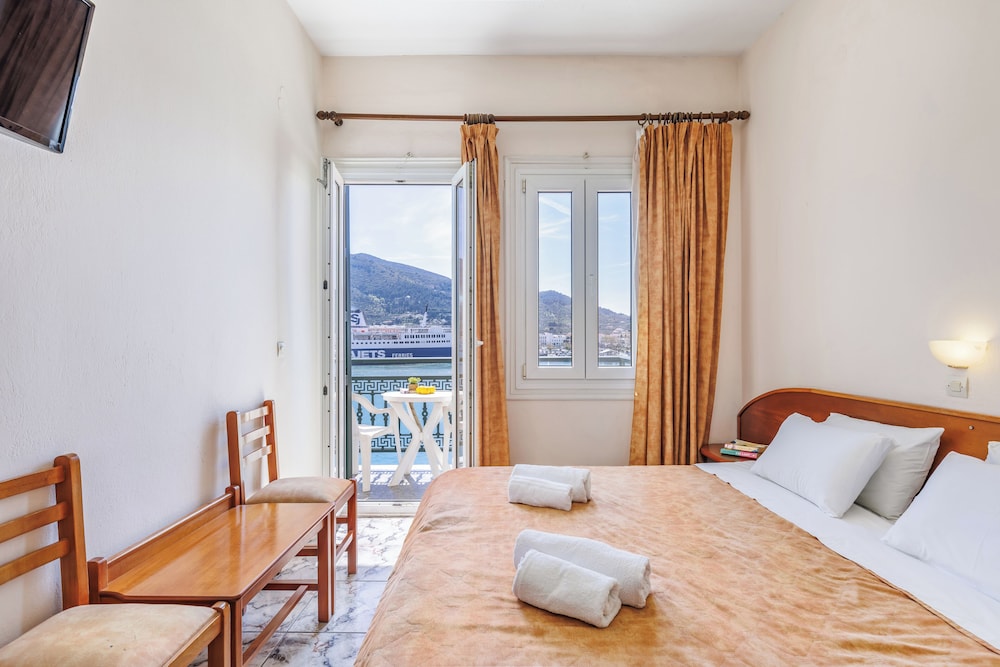 Lemonis Rooms in Skopelos, Greece