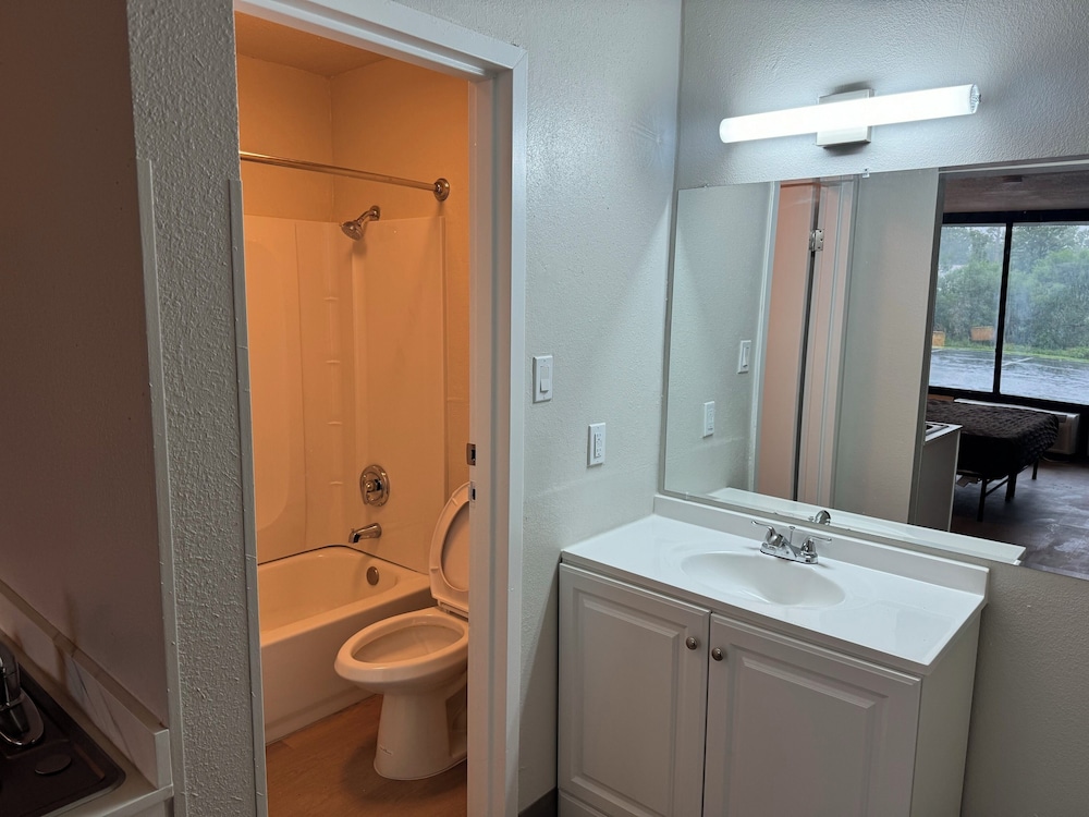 Stayable Jacksonville West - photo 21