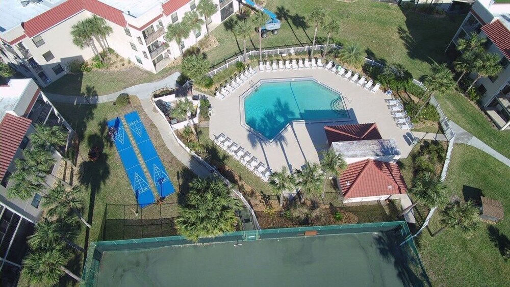 Ocean Village Club O35 - photo 23