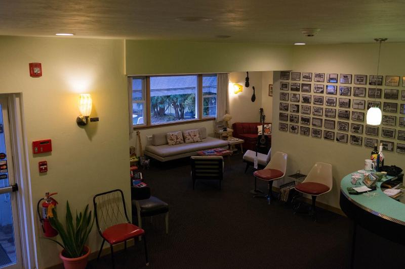 Holiday Music Motel - photo 11