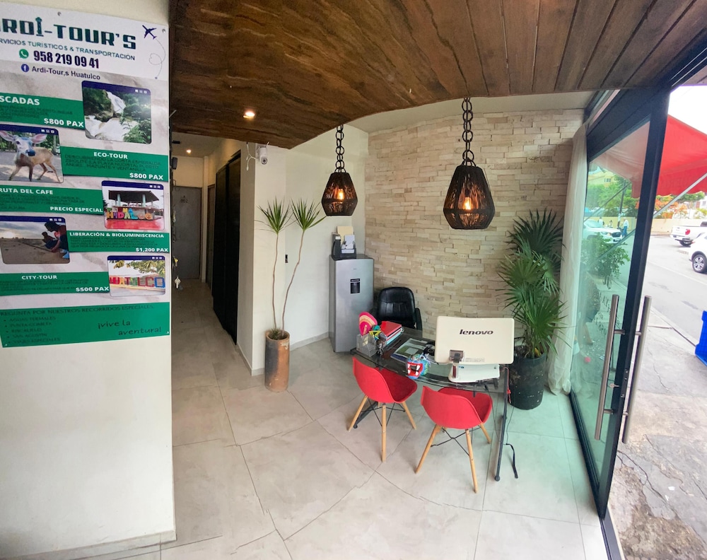 Hotelito s in Santa Maria Huatulco, Mexico