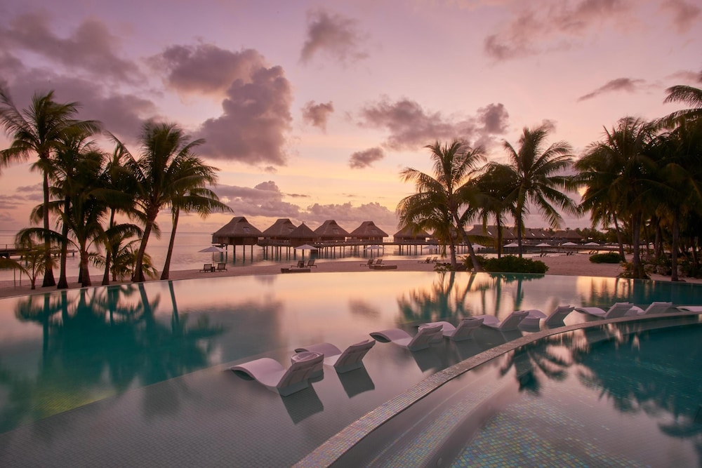 Conrad Bora Bora Nui — 5-Star Luxury Hotel in Vaitape, French Polynesia