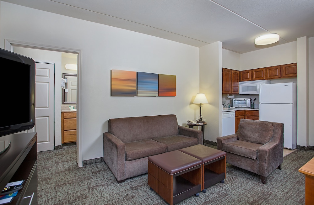 Staybridge Suites Chattanooga Downtown Convention Center an IHG Hotel - photo 5