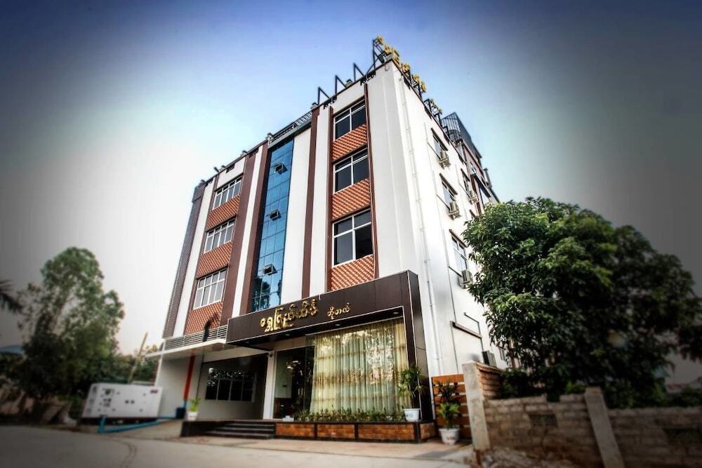 Shwe Pyi Thain Kha Hotel in Pyin Oo Lwin, Myanmar