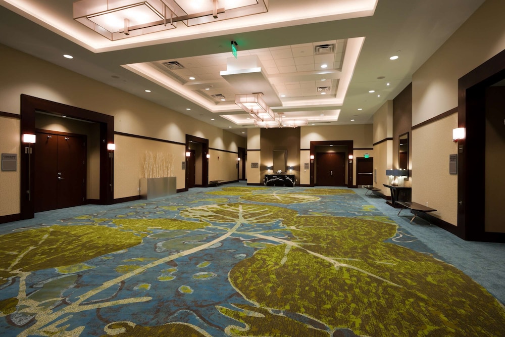 Embassy Suites by Hilton Denver Downtown Convention Center - photo 40