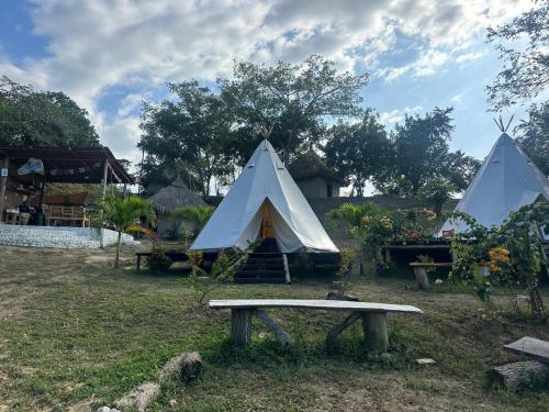 Tipiland — Riofrio