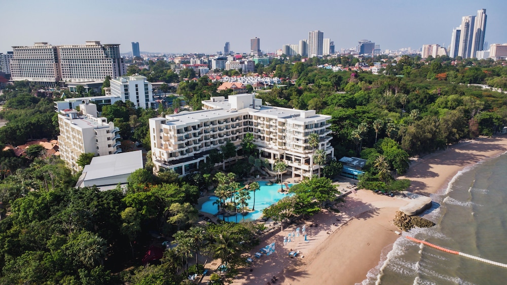 Garden Sea View Resort — 4-Star Luxury Hotel in Pattaya, Thailand