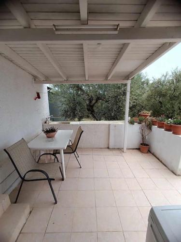 Lake House — Pylos — photo 2