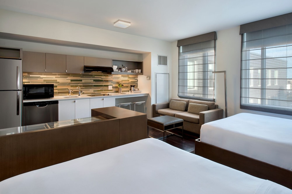 Element by Marriott Boston Seaport District - photo 10