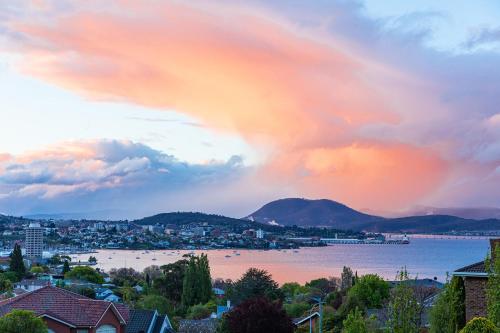 Million Dollar Views — Hobart — photo 2