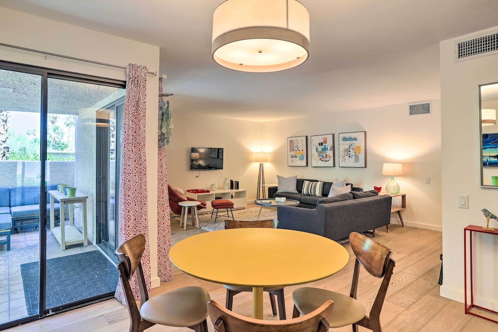Palm Springs Hideaway w Resort Amenities - photo 12