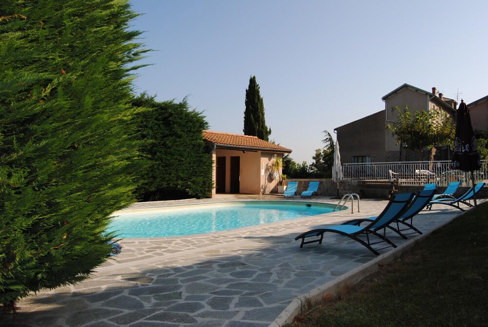 Hotel Restaurant la Terrasse in Lyon, France