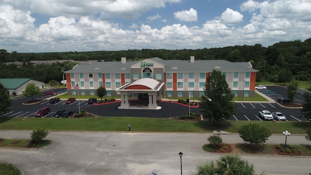 Holiday Inn Express & Suites Enterprise - photo 29