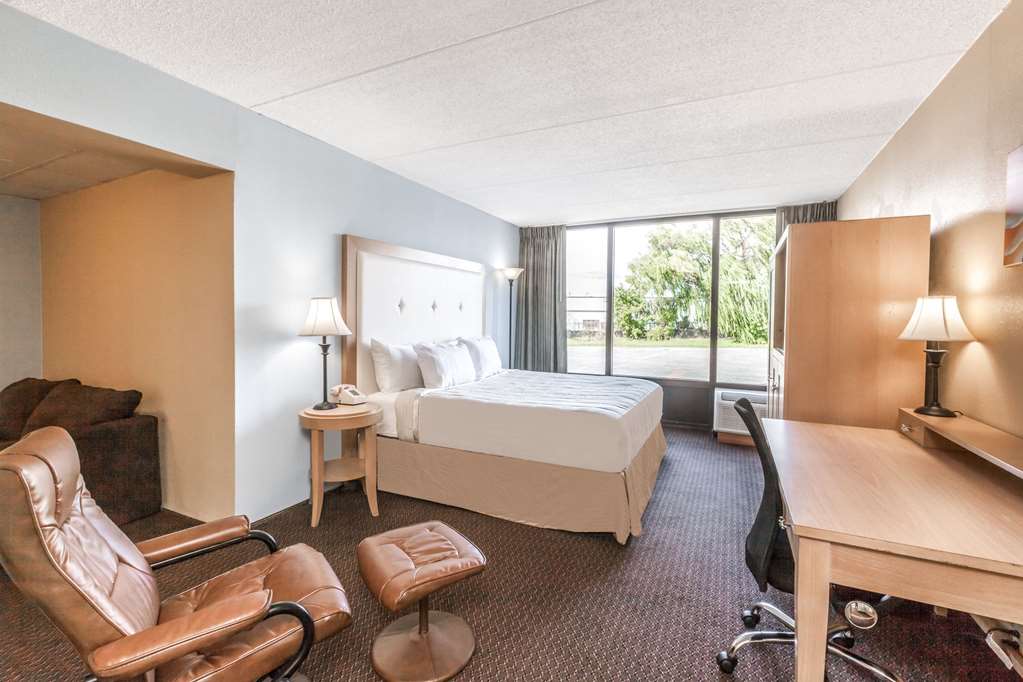 Days Inn by Wyndham Syracuse - photo 7