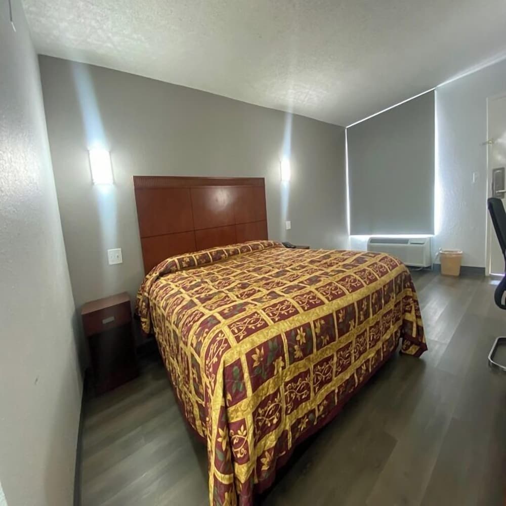 American Inn and Suites Atlanta Airport Jonesboro I 75 - photo 15